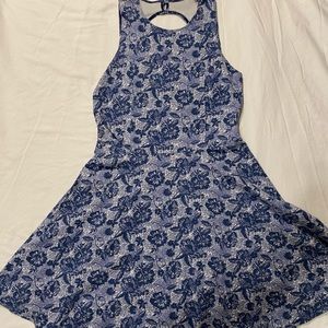 stretchy floral dress